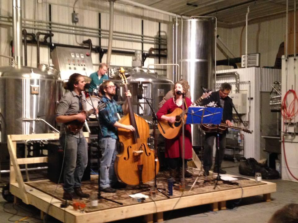 Voyageur Brewing, live music, Taproom & brewery in Grand Marais